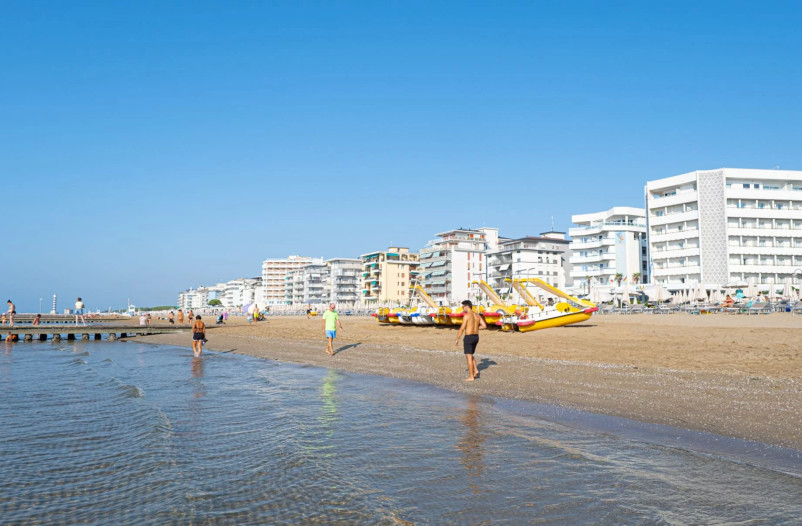 media.Spiaggia - Alexander-6